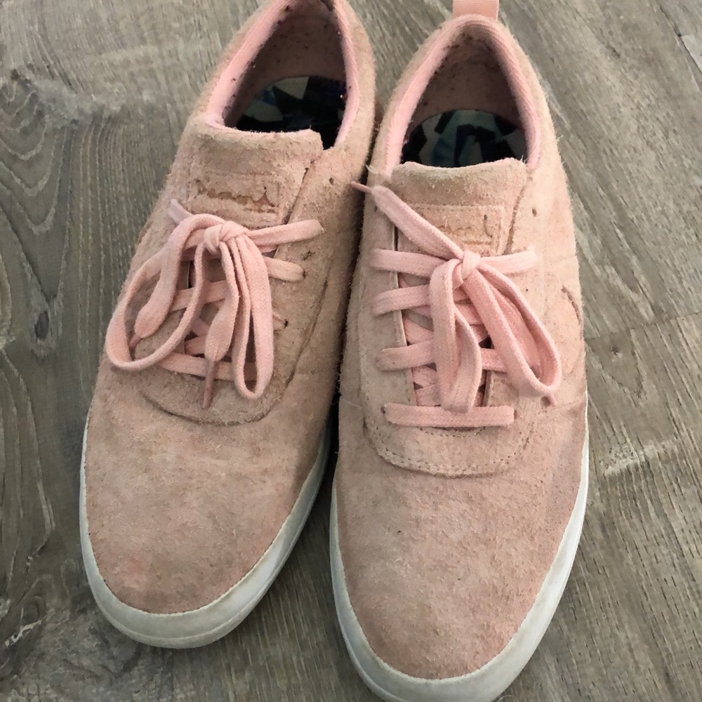 Diamond supply co skate shoes